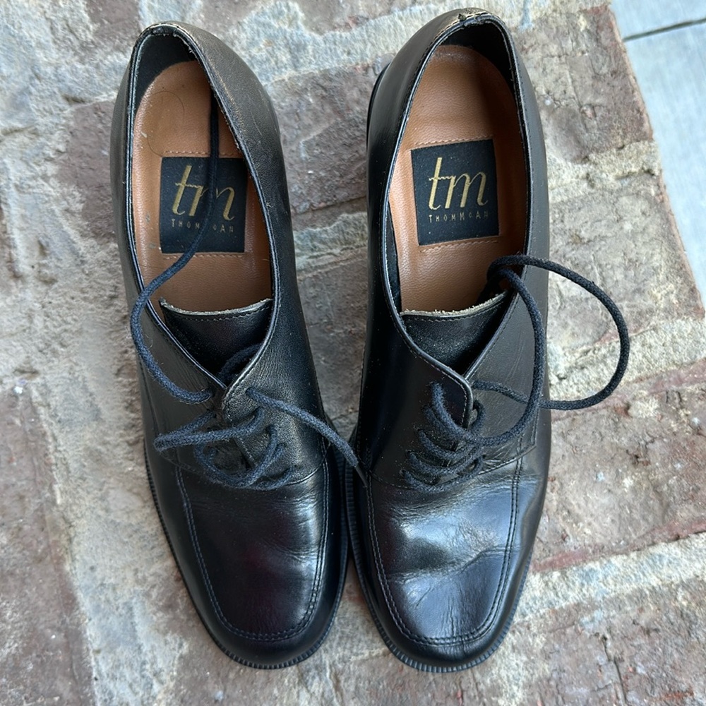 ThomMcan Woman’s Vintage